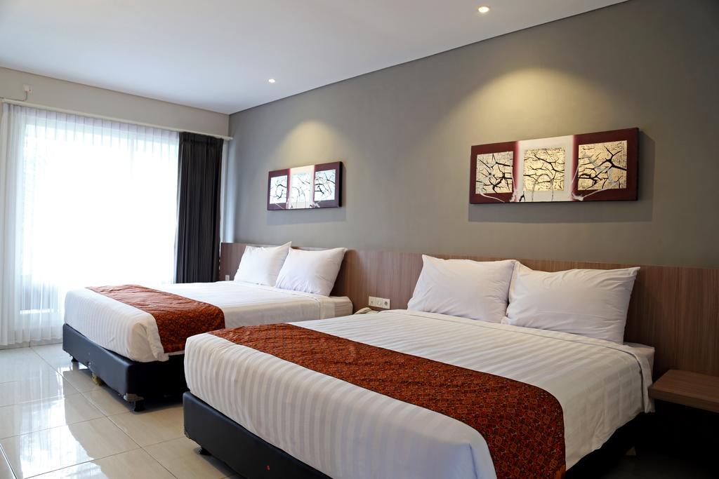 Gm253 Hotel Jember Ngoại thất bức ảnh