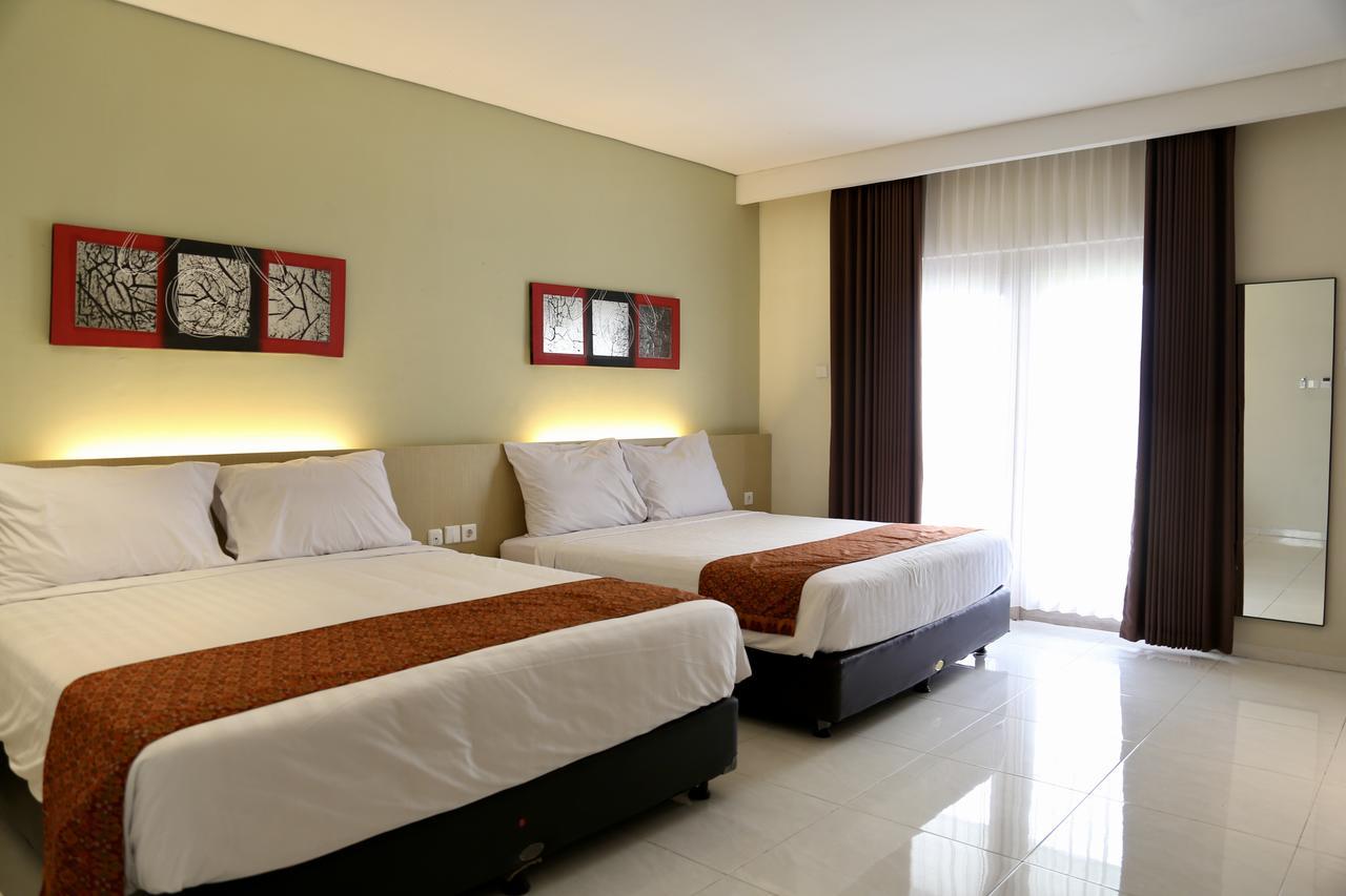 Gm253 Hotel Jember Ngoại thất bức ảnh